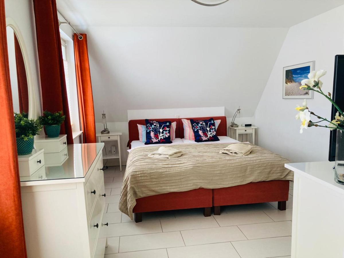 Villa Doppelhaushaelfte Birkenstrasse 5E Zingst Esterno foto